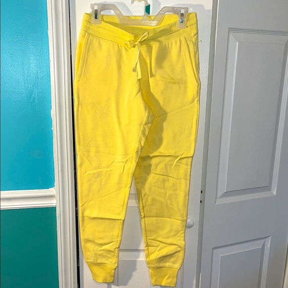 Amazon Essentials Sweatpants Unisex Extra Small XS Yellow - Picture 1 of 3